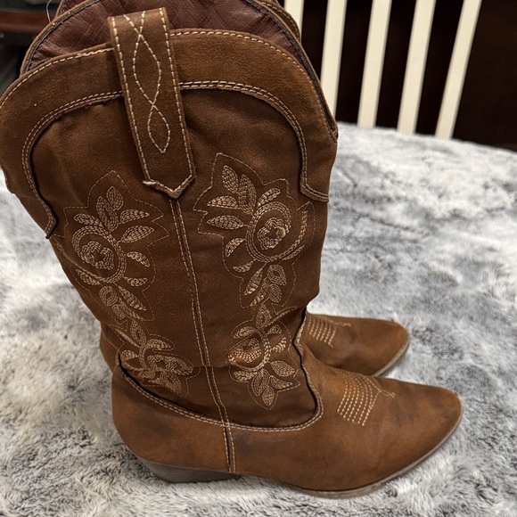 Women’s 11 Western Cowgirl Boots Lightweight Country Brown Soft Rodeo Dress Up - Picture 1 of 11